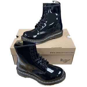 Women's Shoes | Dr. Martens 1460 | 8 Eye Boots | Black Patent Lamper | Size 6